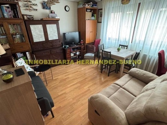 Apartment for sale in Calvarrasa de Abajo