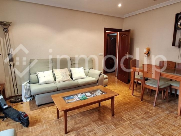 Apartment for sale on Calle las Cañas, Garrido Norte