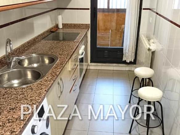 Apartment for sale on Calle de Pedro Vidal, Rollo – Puente Ladrillo