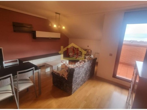Penthouse for sale on Calle Cándido Rodríguez Pinilla, Pizarrales