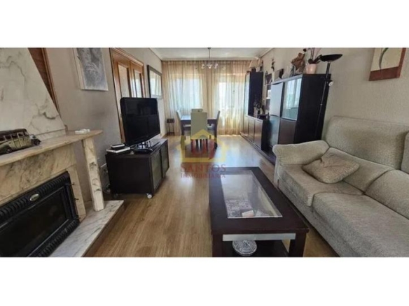 House or villa for sale in Calle Eras, Villares de la Reina