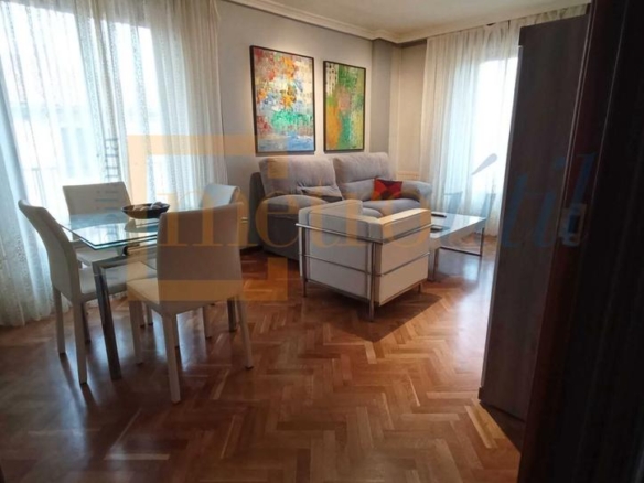 Penthouse for sale on Calle Saavedra y Fajardo, Tormes – La Vega