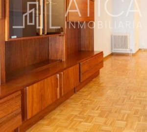 Apartment for sale in Salesas