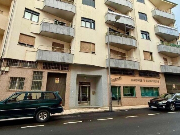 Apartment for sale in Guijuelo