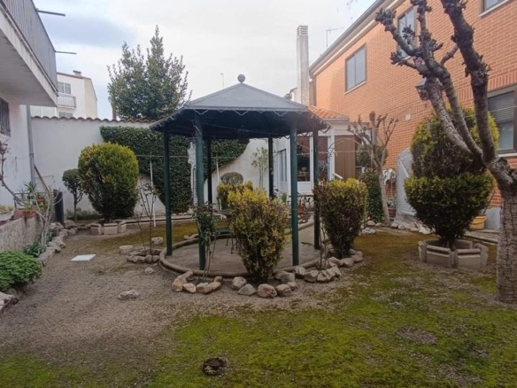 House or villa for sale in Peñaranda de Bracamonte