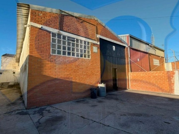 Industrial building for sale in Garrido Norte