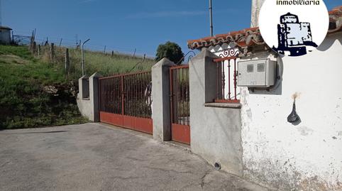 House or villa for sale on Calle Larras, 17, Horcajo Medianero