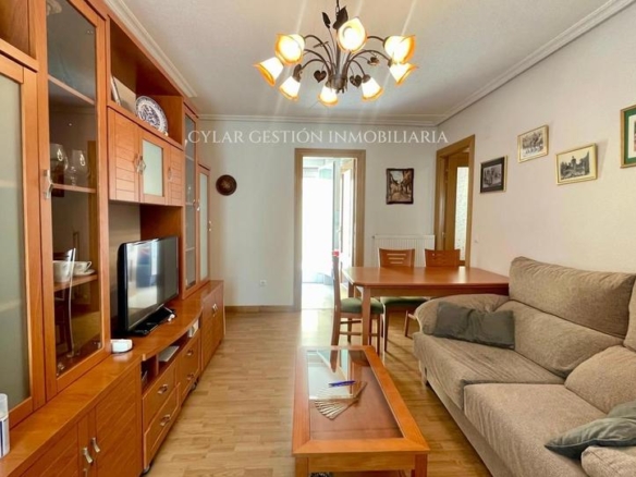 Apartment for sale in Escuelas Viejas, Pizarrales