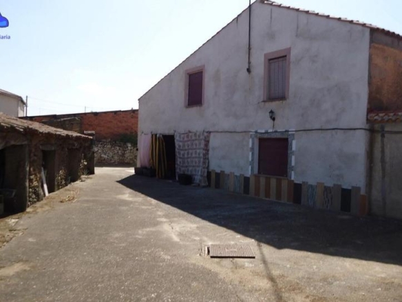 House or villa for sale in Larga, Villarmayor