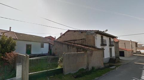 House or villa for sale in Frades de la Sierra
