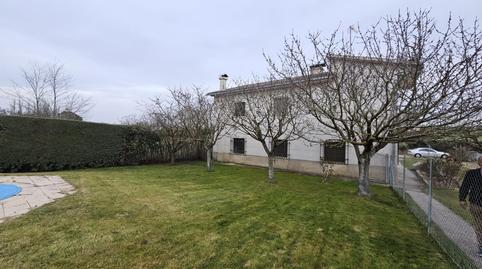 House or villa for sale in Villares de la Reina