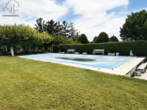 House or villa for sale in Ds Herrenes, Villares de la Reina