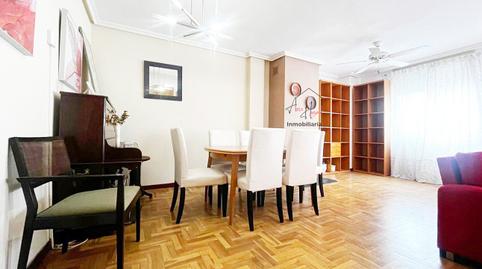 House or villa for sale in De las Acacias, Villares de la Reina