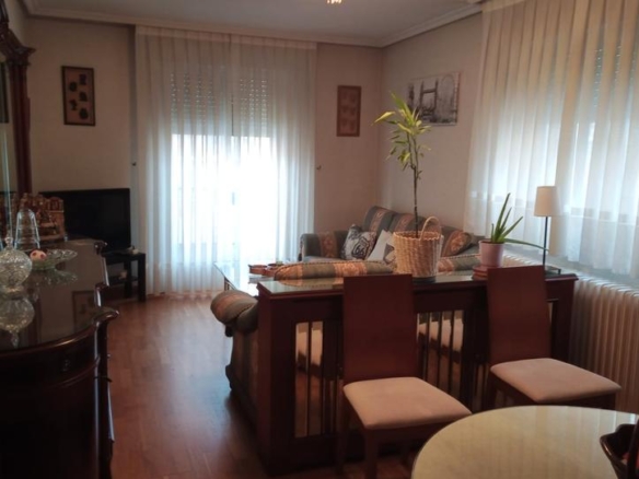 Apartment for sale on Avenida Enrique de Sena, Santa Marta de Tormes