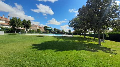 House or villa for sale in Villamayor